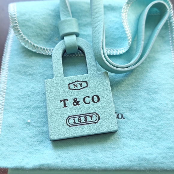 Tiffany & Co. Leather Padlock Bag Charm - Picture 5 of 5